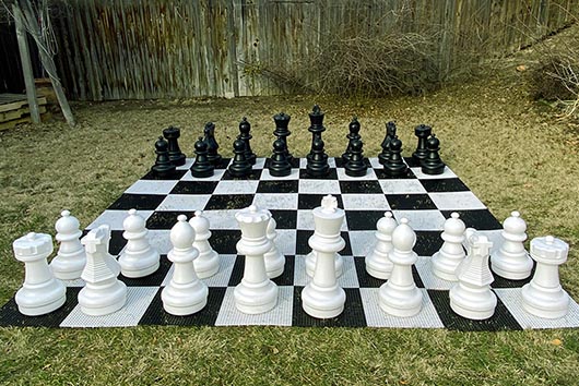 Giant chess set outside straight on 1024x819