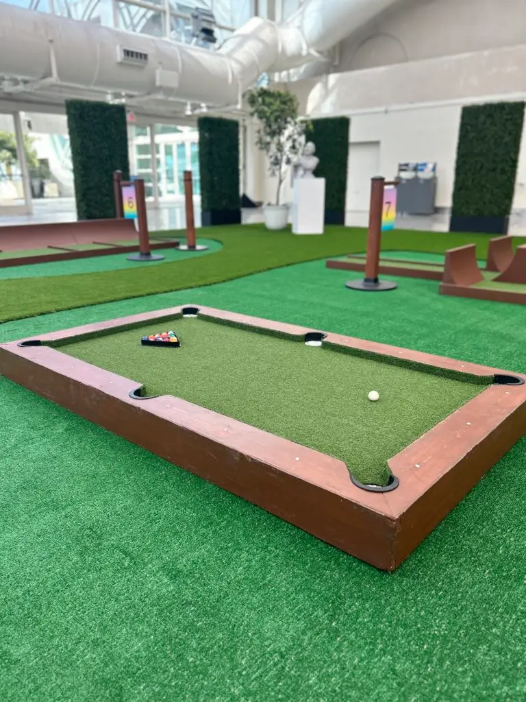 Golf Pool rentable event game from Parr's Mobile Mini Golf in Southern California